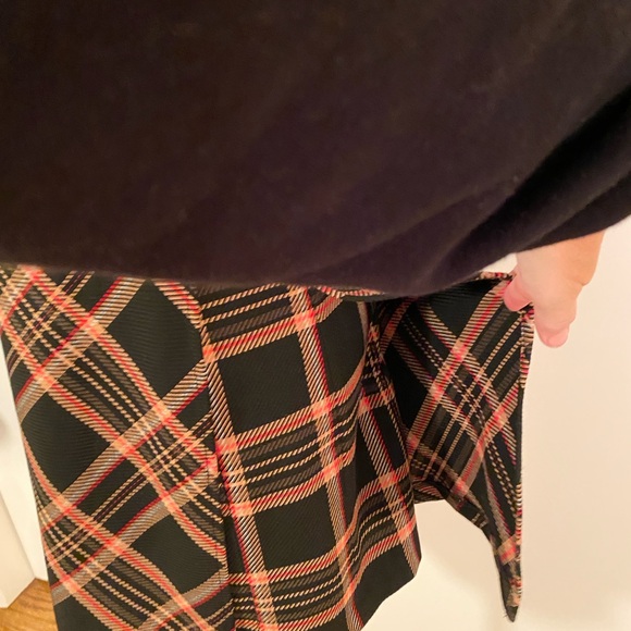 Plaid Sleeveless Dress - Picture 5 of 5